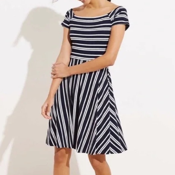 LOFT Navy Blue and White Backless Striped Midi Dress Size Large - Picture 2 of 8